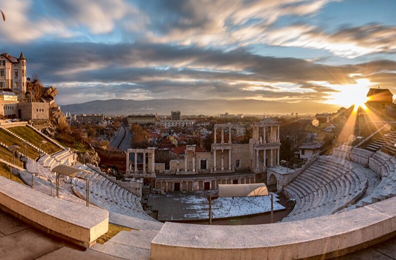 Античния театър